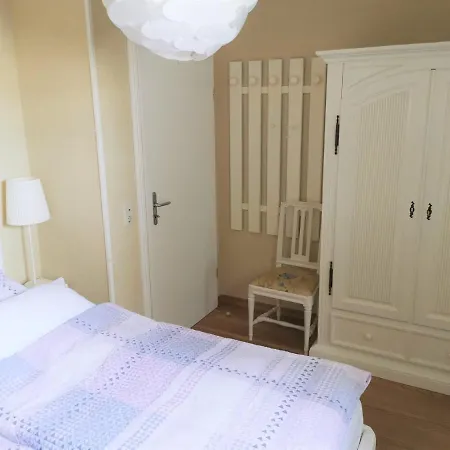 Herrenpfad 9 02 - Strandmuschel * Norderney